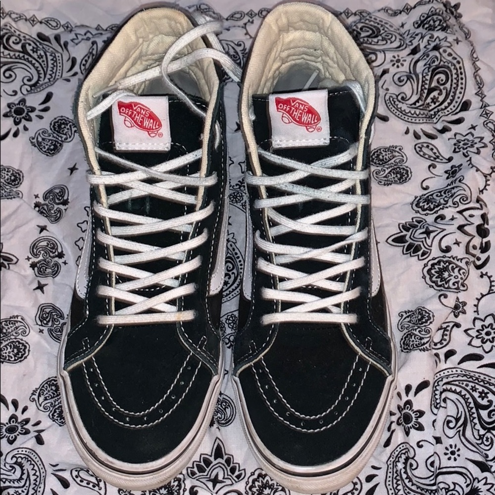 high top black vans